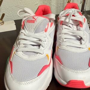 Puma women  White and Pink Sneakers with Green Accents